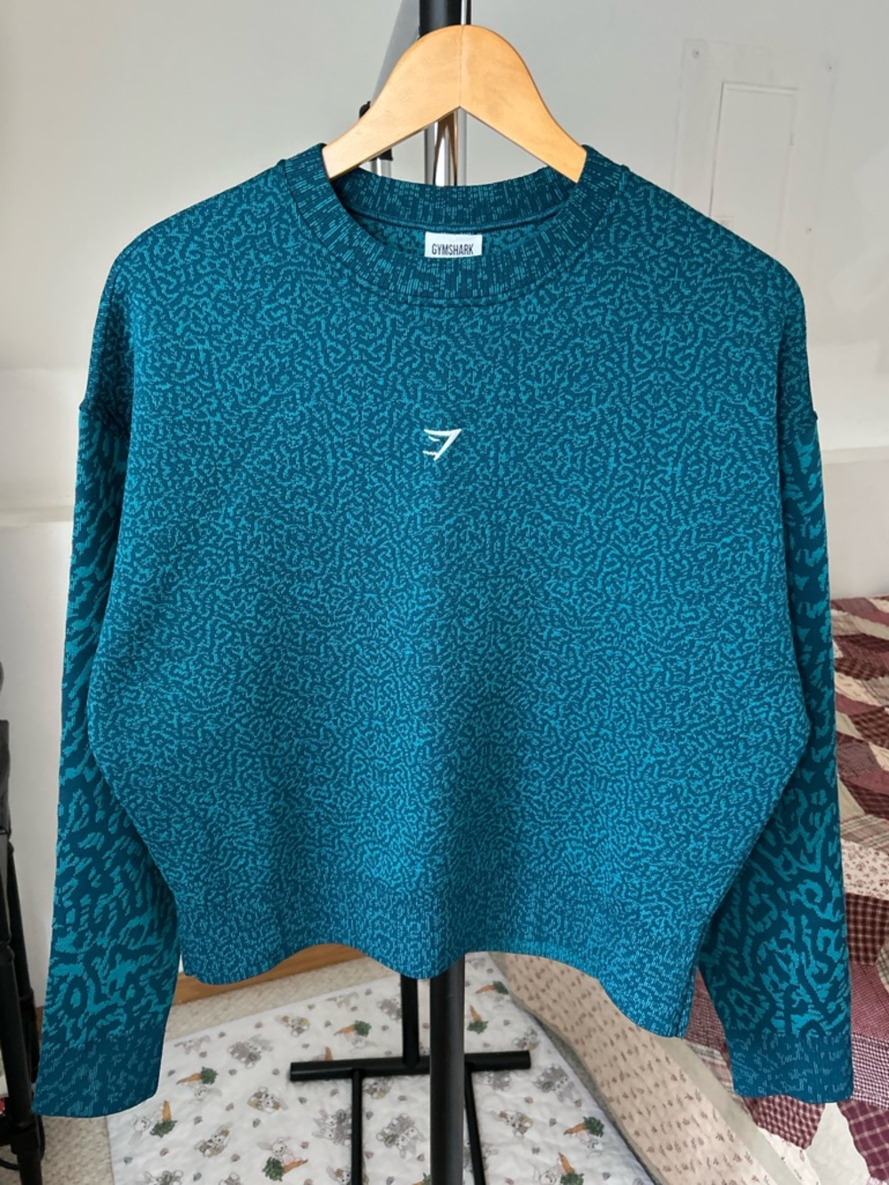 Gymshark Adapt Animal Print Crew Neck Sweatshirt Medium